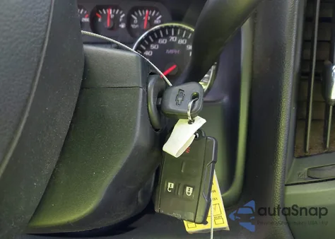 2018 Chevrolet Silverado 1500 Wt из США, поврежденный, VIN 3GCUKNEC0JG640413